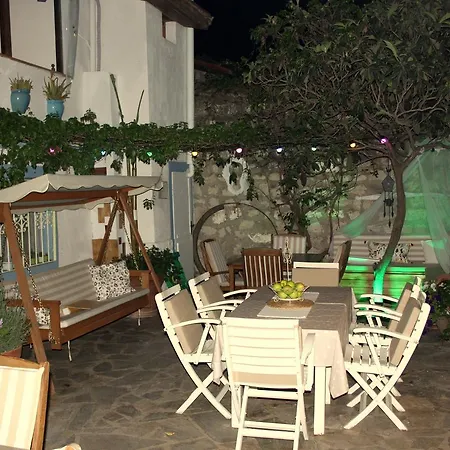 Imerek Stone House בית הארחה אלאקאטי