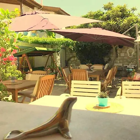 Imerek Stone House Pensión Alaçatı