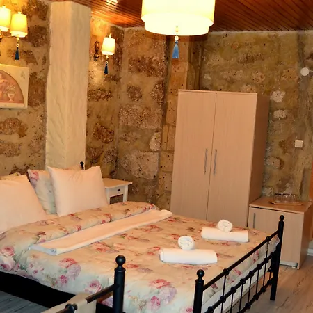 Imerek Stone House 2* Alacati