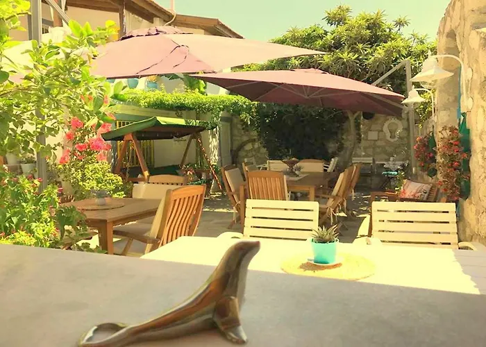 Imerek Stone House Pensión Alaçatı